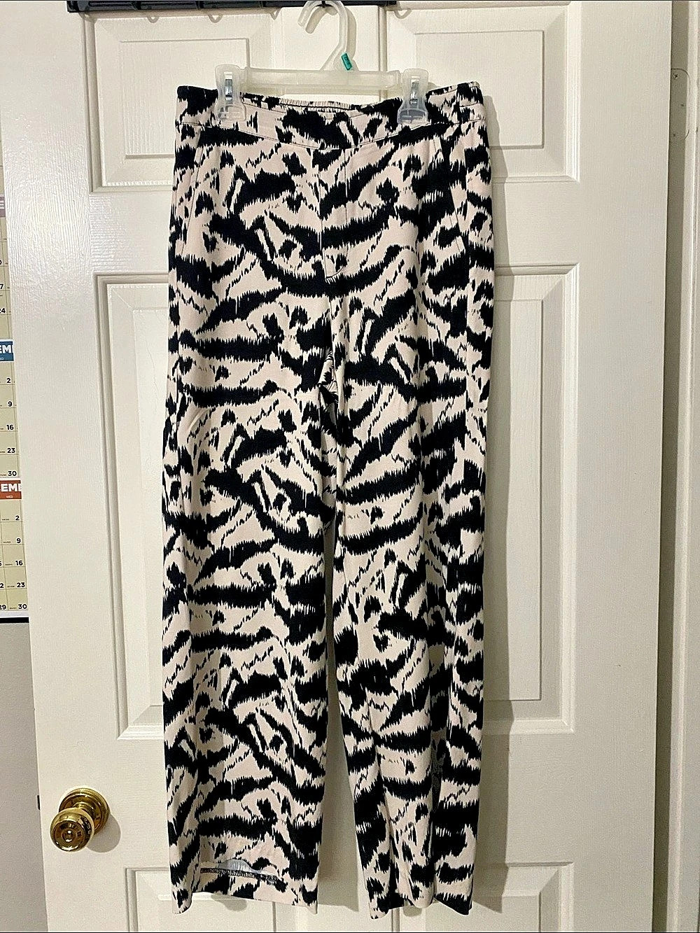Old Navy Women's Animal Print Wide Leg Pants Black & Cream Small